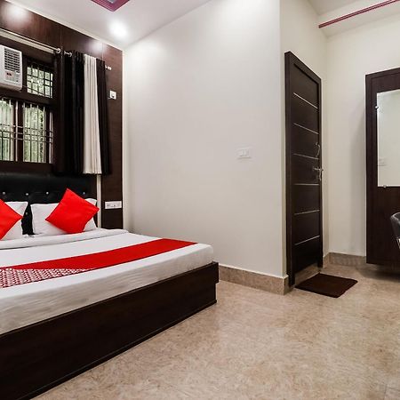 Hotel O Gdd Kuteer Noida Kültér fotó