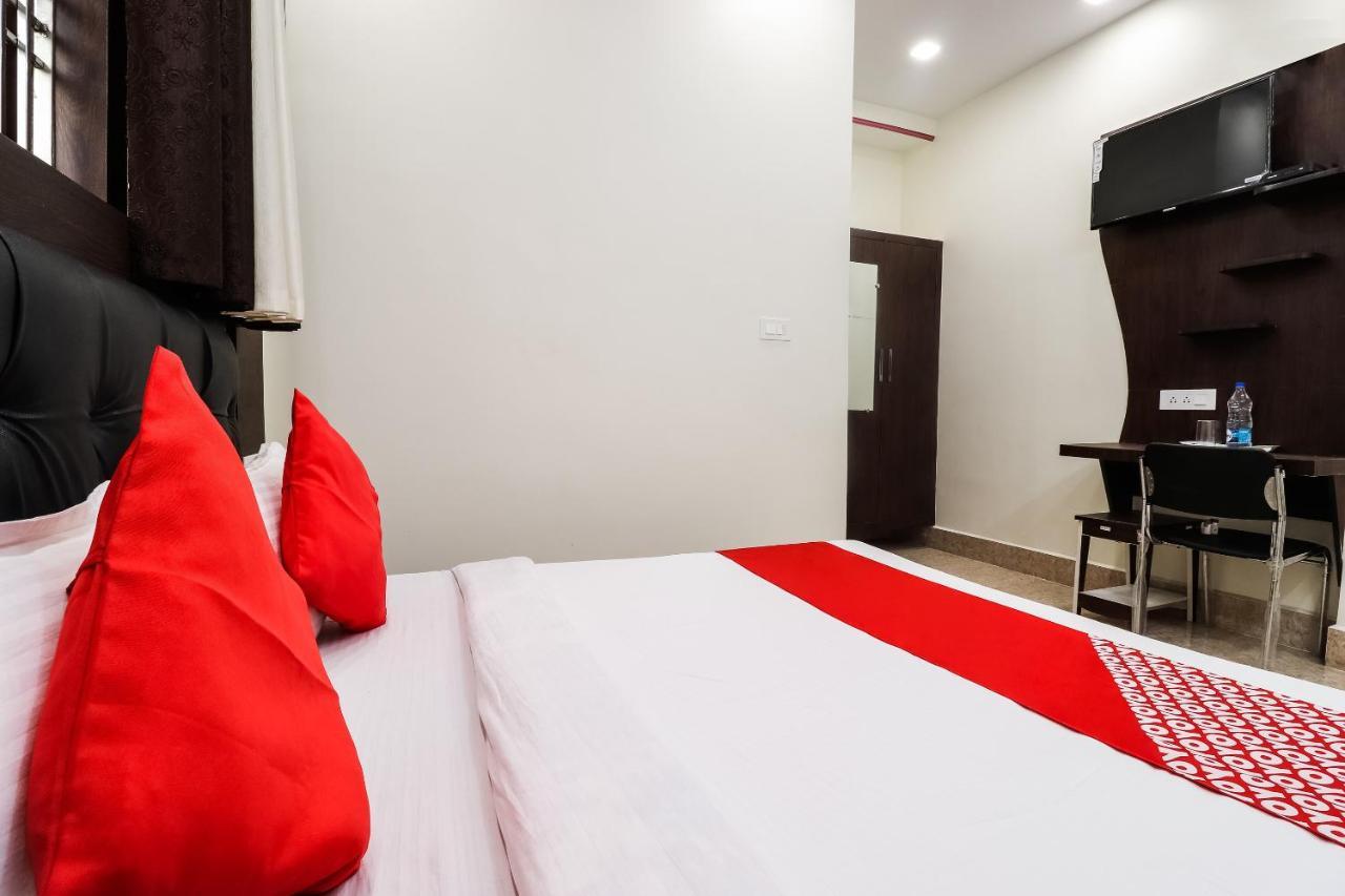 Hotel O Gdd Kuteer Noida Kültér fotó