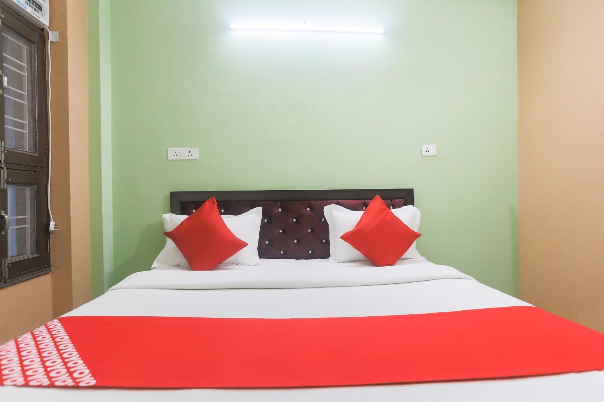 Hotel O Gdd Kuteer Noida Kültér fotó