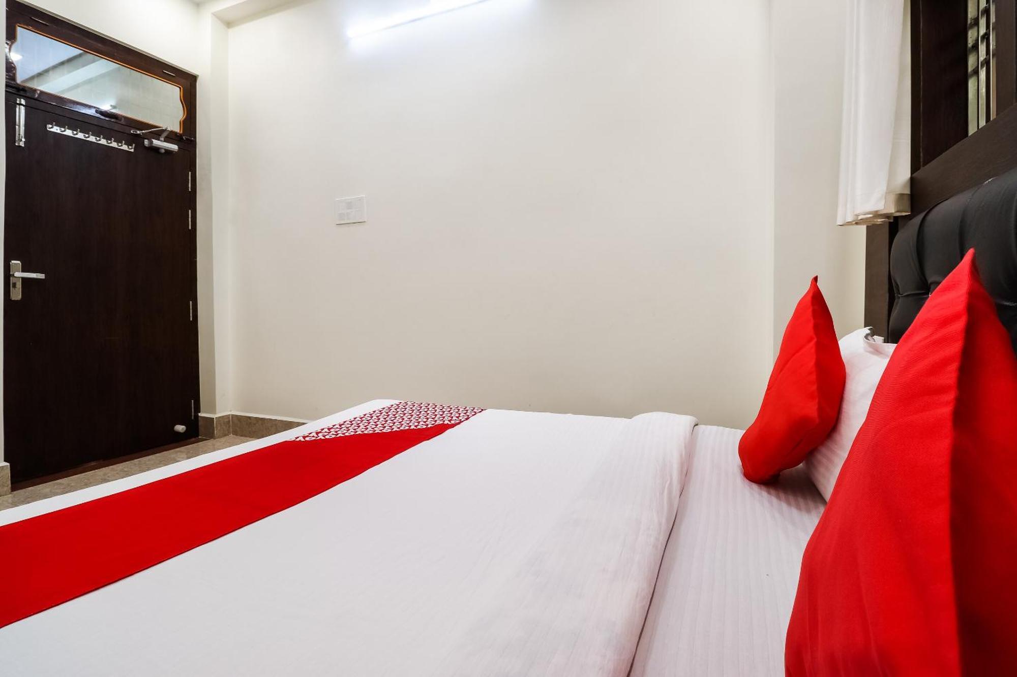 Hotel O Gdd Kuteer Noida Kültér fotó