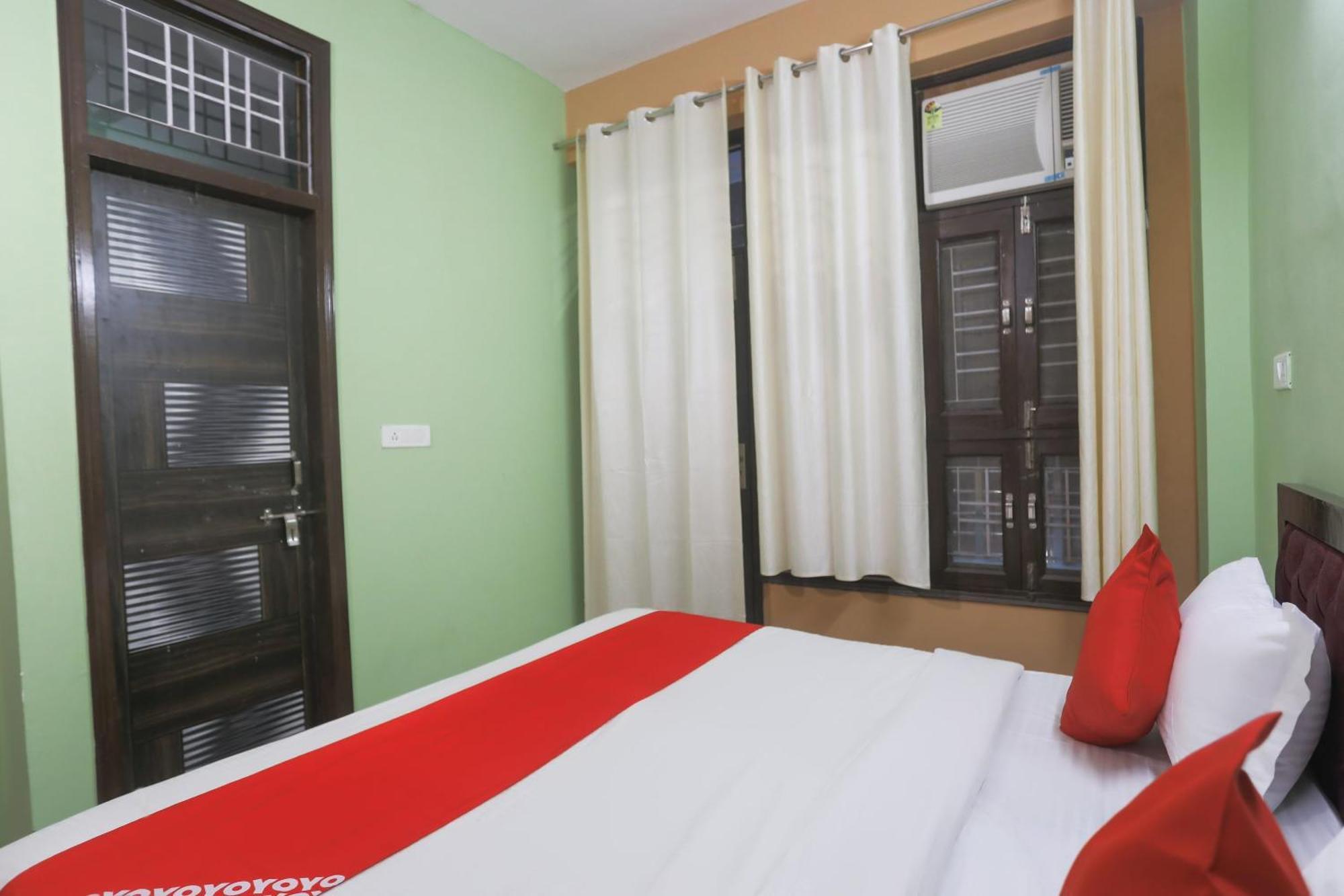 Hotel O Gdd Kuteer Noida Kültér fotó